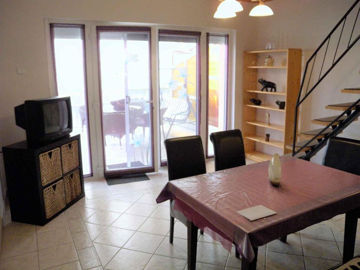 Holiday Home In Fonyod/Balaton 38001 Buitenkant foto