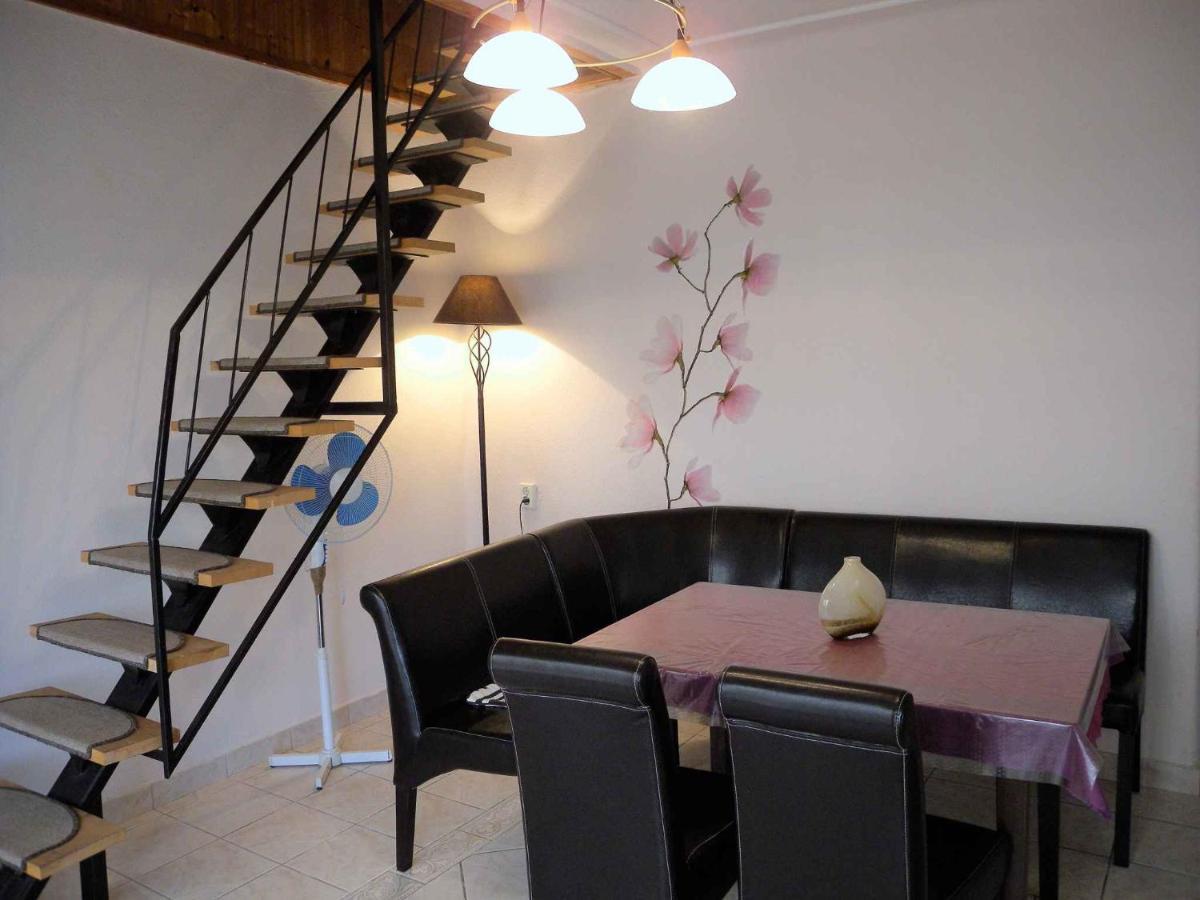 Holiday Home In Fonyod/Balaton 38001 Buitenkant foto